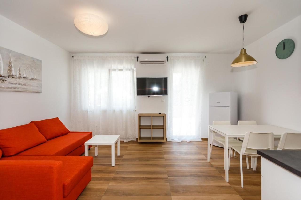 Golden Island Apartments Krk Town Buitenkant foto