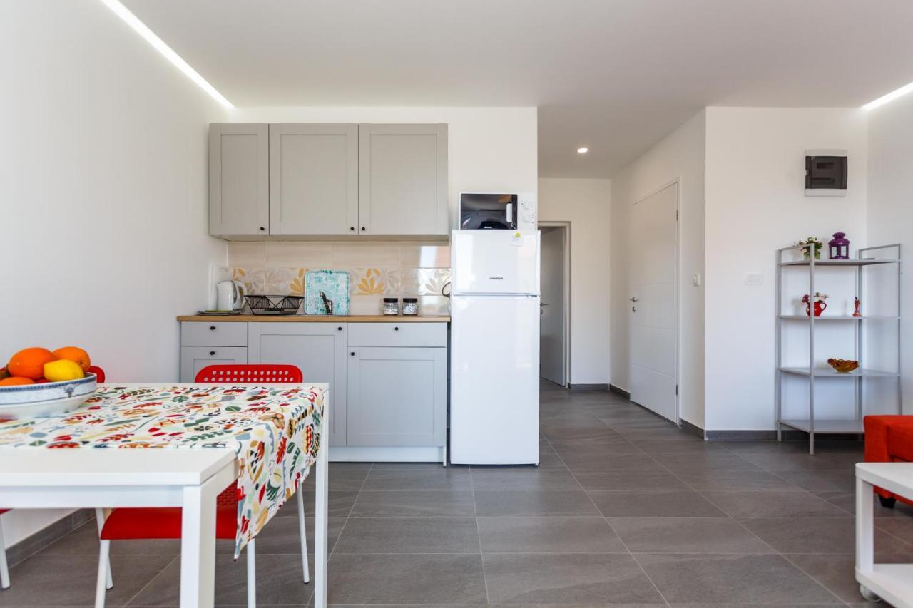 Golden Island Apartments Krk Town Buitenkant foto