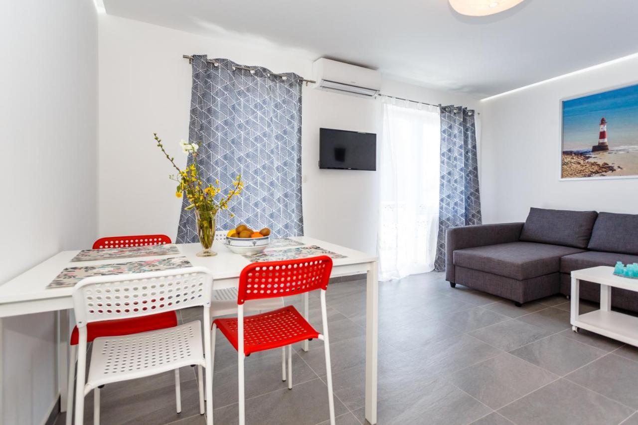 Golden Island Apartments Krk Town Buitenkant foto