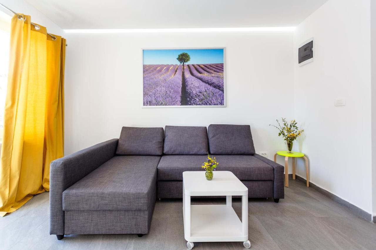 Golden Island Apartments Krk Town Buitenkant foto