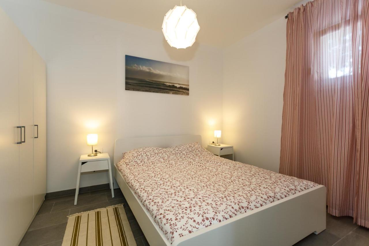 Golden Island Apartments Krk Town Buitenkant foto
