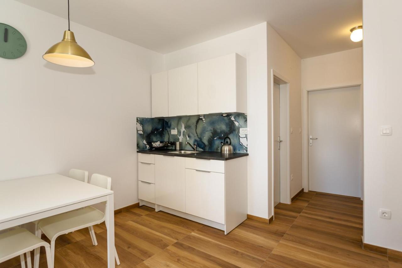 Golden Island Apartments Krk Town Buitenkant foto