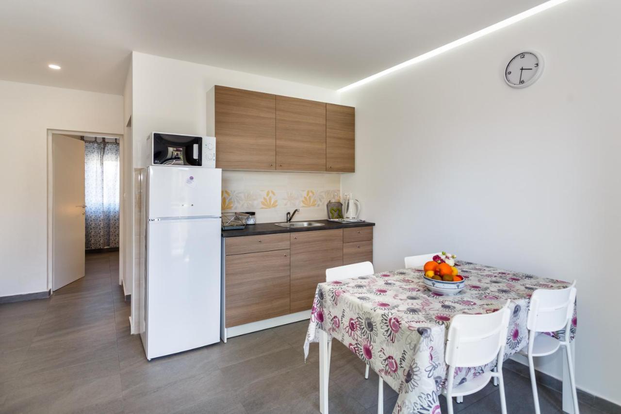 Golden Island Apartments Krk Town Buitenkant foto